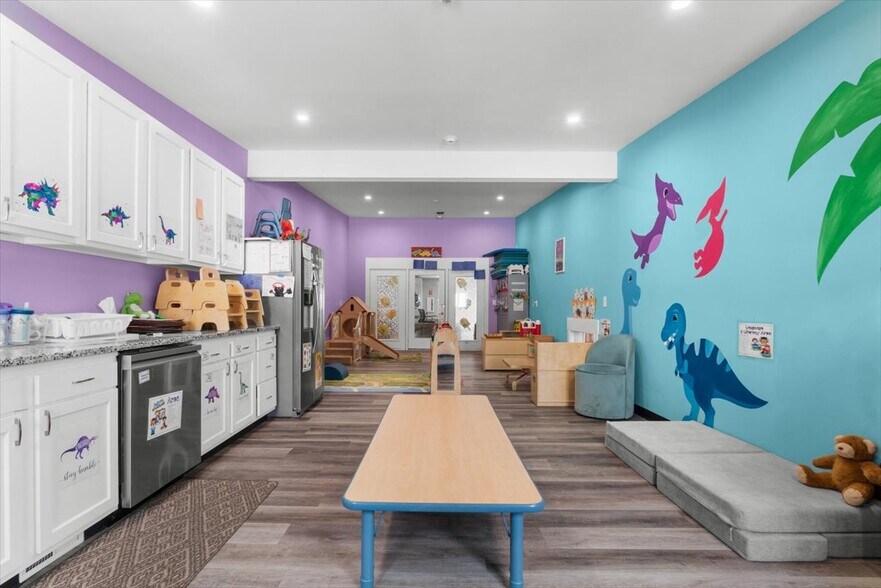 More Photos Of 340 Maple St, Frederick Specialty For Sale