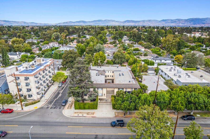 More Photos Of 13021-13025 Moorpark St, Studio City Apartments For Sale