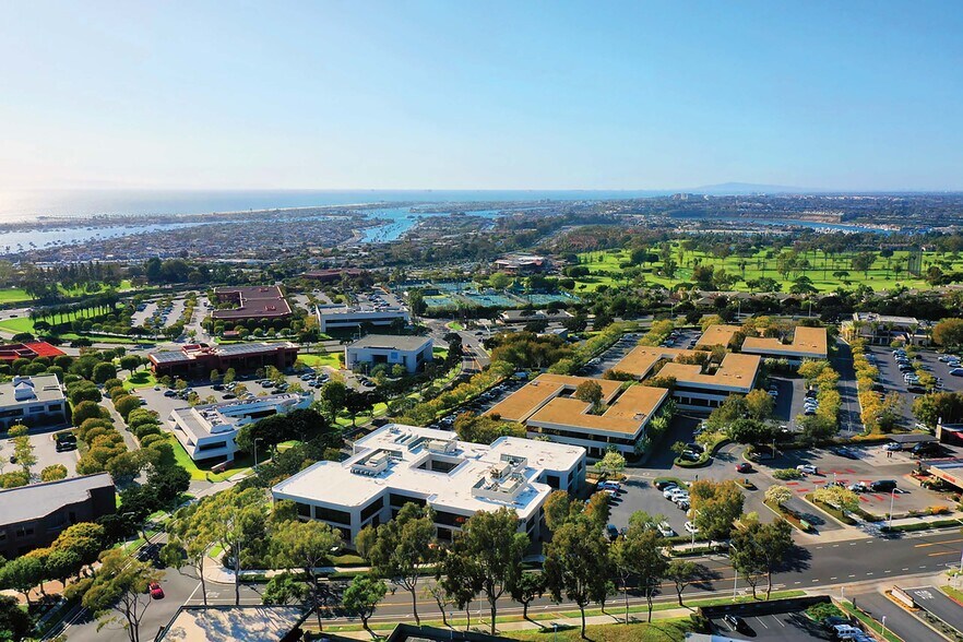 More Photos Of 180 Newport Center Dr, Newport Beach Medical For Lease