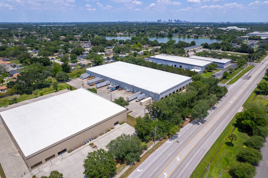 More Photos Of 4605 L B McLeod Rd, Orlando Warehouse For Lease
