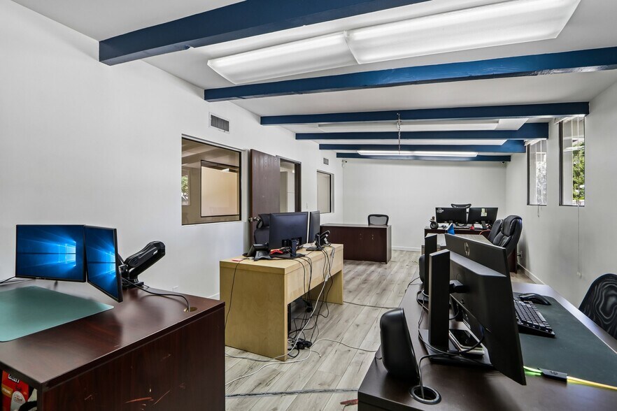 More Photos Of 11100 Sheldon St, Sun Valley Office Residential For Sale