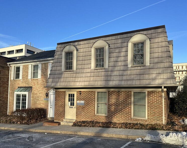 More Photos Of 1310-1312 Vincent Pl, Mc Lean Office For Sale