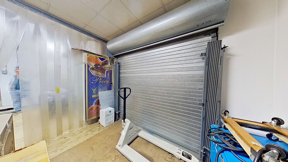 More Photos Of 62 W Inman Ave, Rahway Flex For Lease