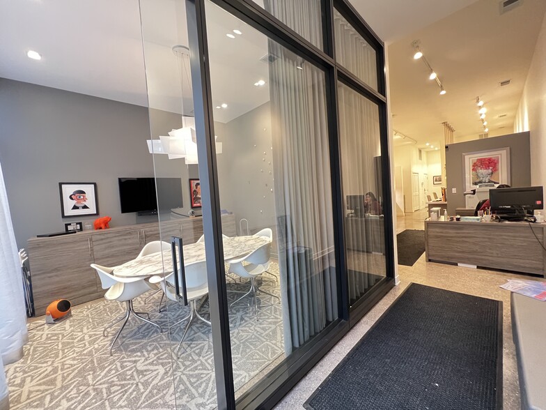 More Photos Of 1419 W Belmont Ave, Chicago Storefront Retail Residential For Sale