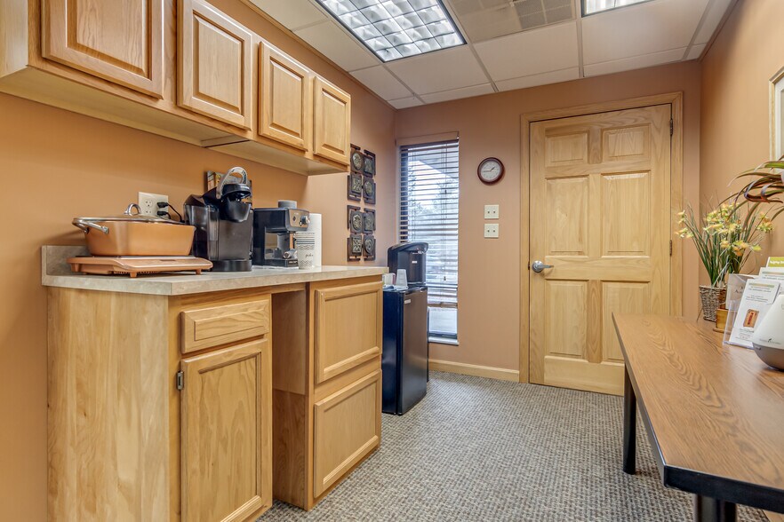 More Photos Of 3439 Babcock Blvd, Pittsburgh Office For Sale