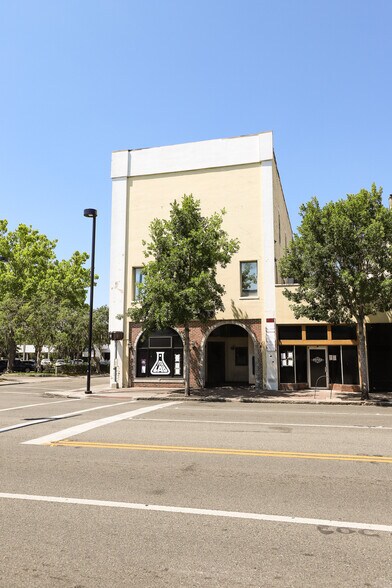 More Photos Of 22 W University Ave, Gainesville Storefront Retail Office For Sale