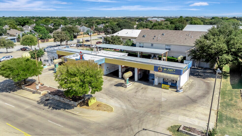 More Photos Of 504 N Euless Main St, Euless Carwash For Sale