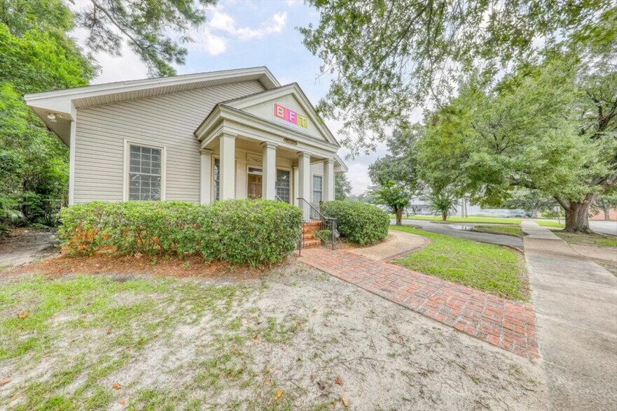 More Photos Of 223 S Crawford St, Thomasville Medical For Sale