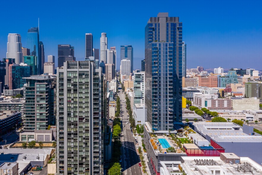 More Photos Of 1120 S Grand Ave, Los Angeles Apartments For Lease
