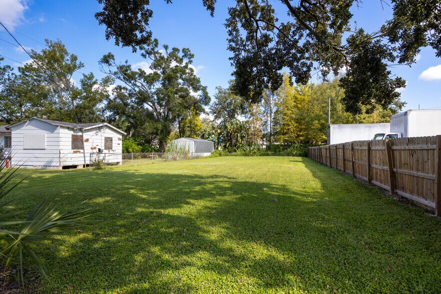 More Photos Of 2127 Juneau St, Tampa Land For Sale