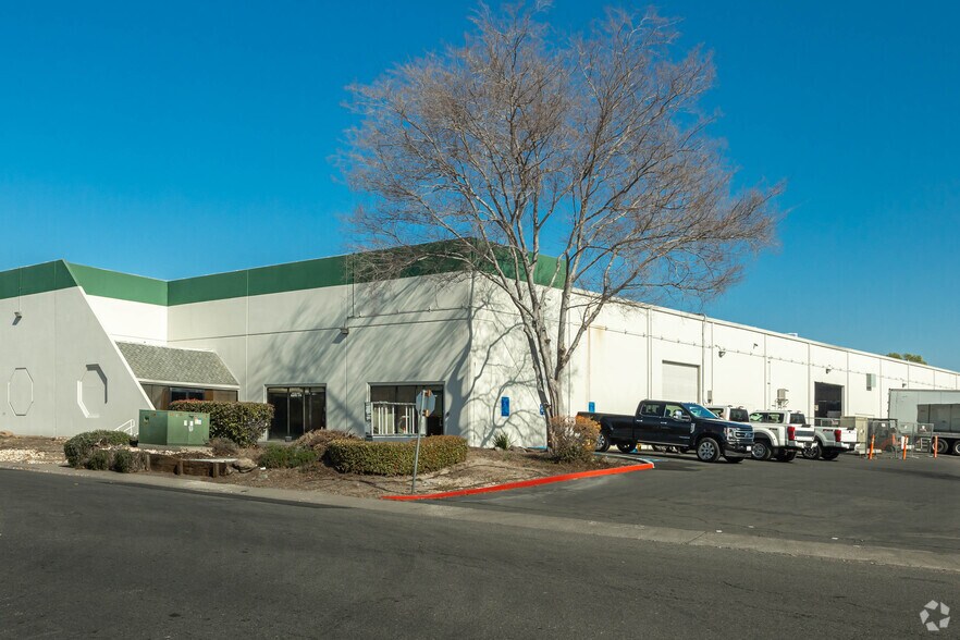 More Photos Of 4350 Pell Dr, Sacramento Distribution For Lease