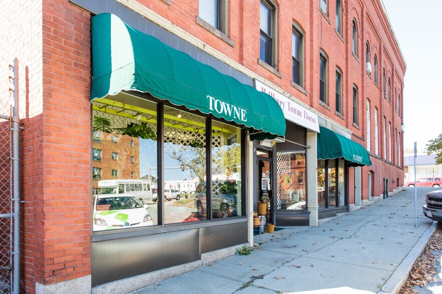 More Photos Of 97-103 Elm St, Millbury Storefront Retail Office For Lease
