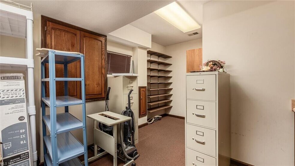 More Photos Of 870 Orchard Hill Rd, Zanesville Assisted Living For Lease