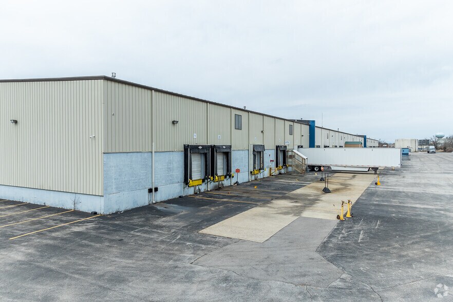 More Photos Of 108 Summer Ct, Georgetown Warehouse For Lease