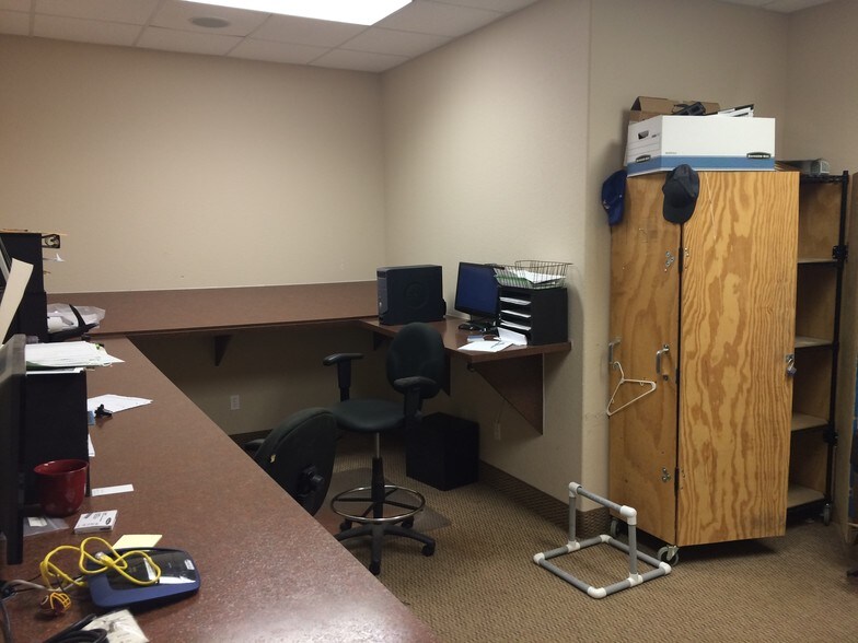 More Photos Of 3701 W International Speedway Blvd, Daytona Beach Light Distribution For Lease