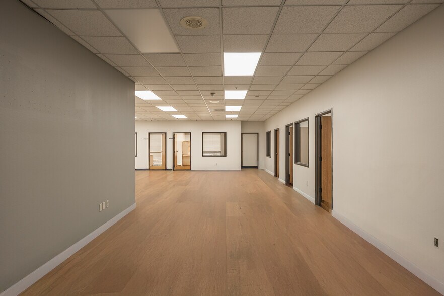 More Photos Of 2540 W Shaw Ln, Fresno Office For Sale