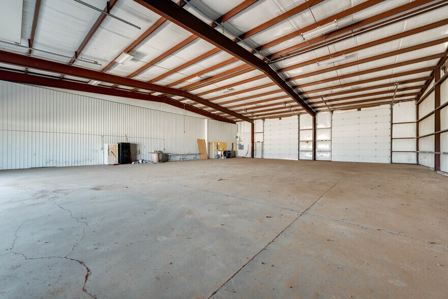 More Photos Of 2619 FM 3033, Stanton Warehouse For Lease