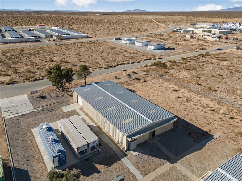 More Photos Of 6288 Curtis Pl, California City Warehouse For Sale