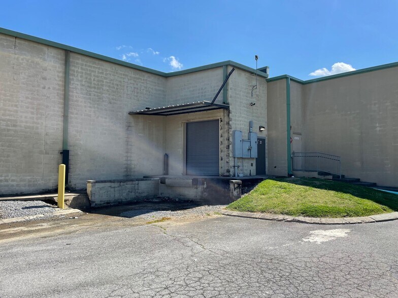 More Photos Of 419 Paul Huff Pky, Cleveland Unknown For Lease