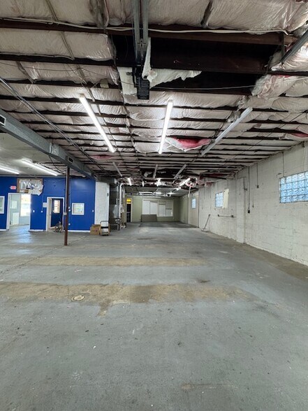 More Photos Of 882-886 Boston Post Rd, West Haven Freestanding For Sale