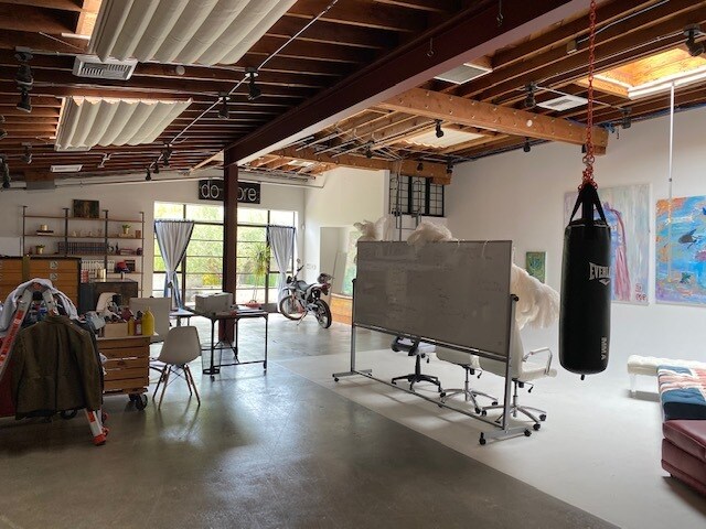 More Photos Of 612-624 Hampton Dr, Venice Loft Creative Space For Lease