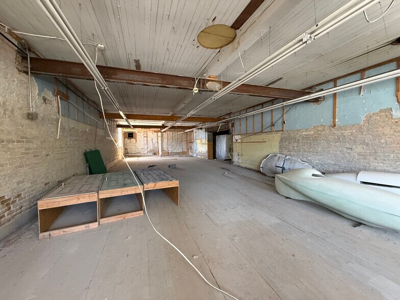 More Photos Of , Battle Mountain General Retail For Sale