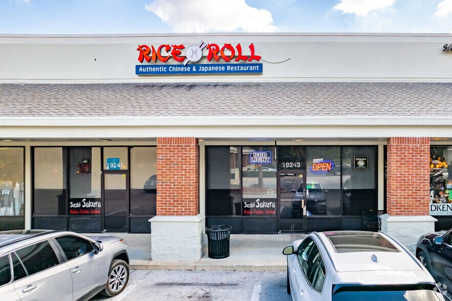 More Photos Of 19211-19247 N Dale Mabry Hwy, Lutz Unknown For Lease