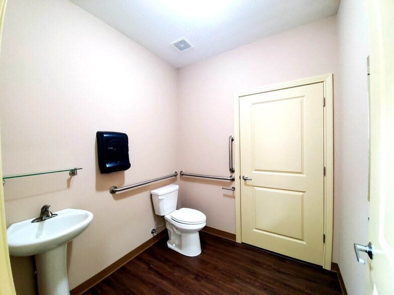 More Photos Of 7376 Business Center Dr, Avon Office For Sale