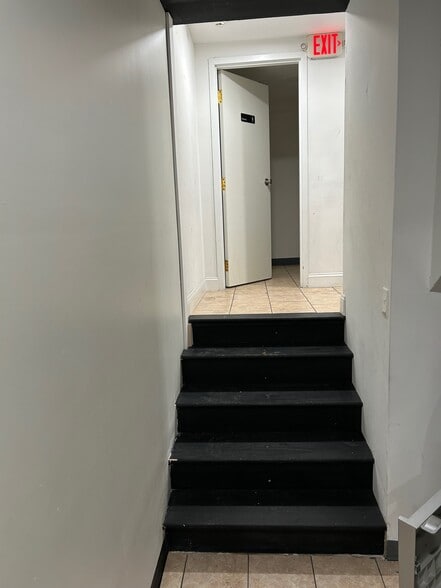 More Photos Of 32-36 Garrett Rd, Upper Darby Township Loft Creative Space For Lease