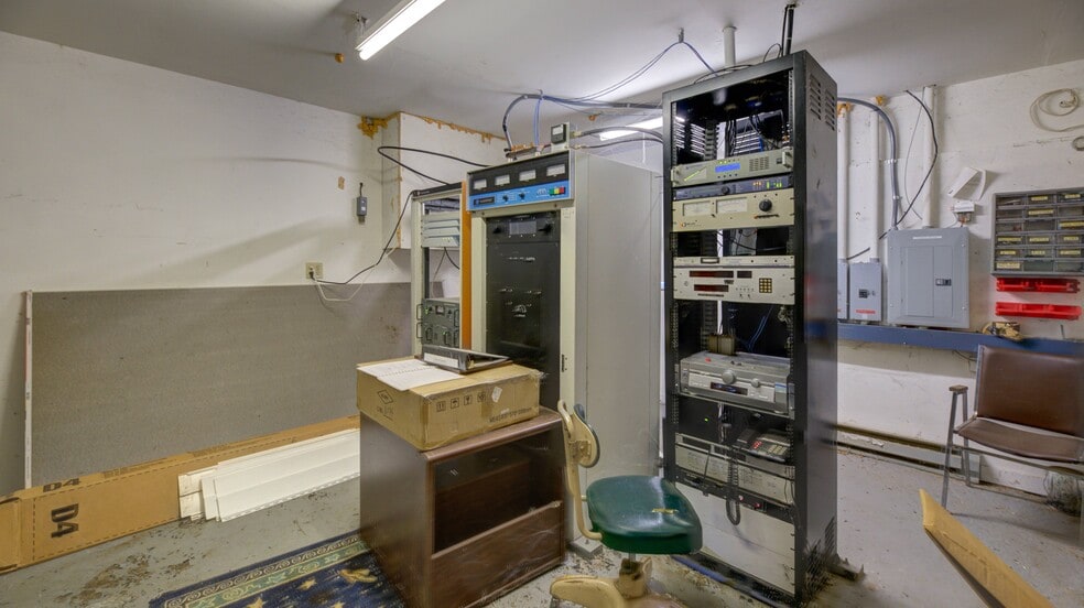 More Photos Of 5816 NY-30, Amsterdam Specialty For Sale