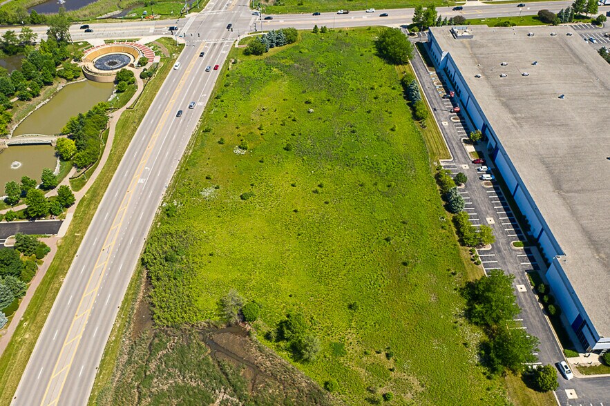 More Photos Of SEC Gary Ave And Lies Rd, Carol Stream Land For Sale
