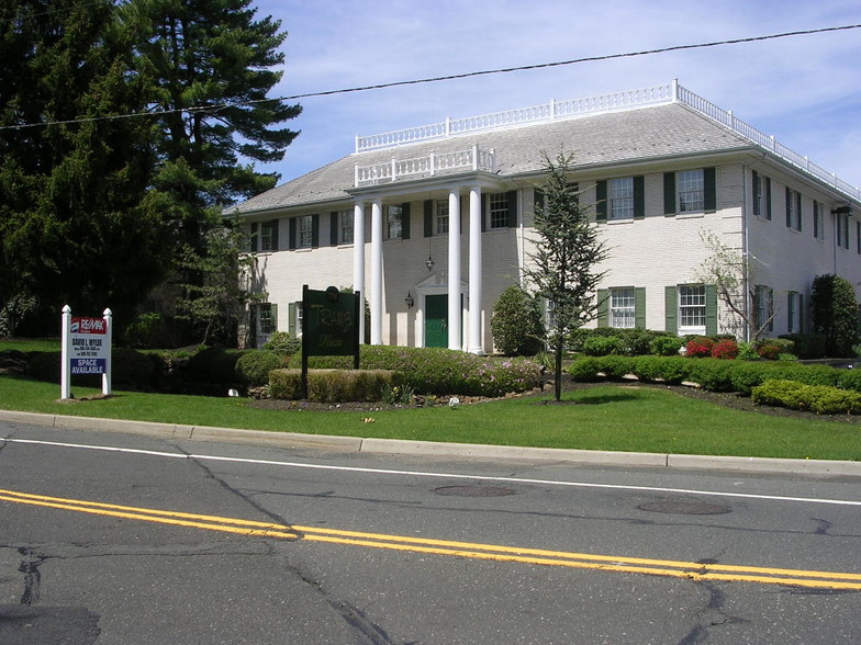 Primary Photo Of 776 Mountain Blvd, Watchung Office For Sale