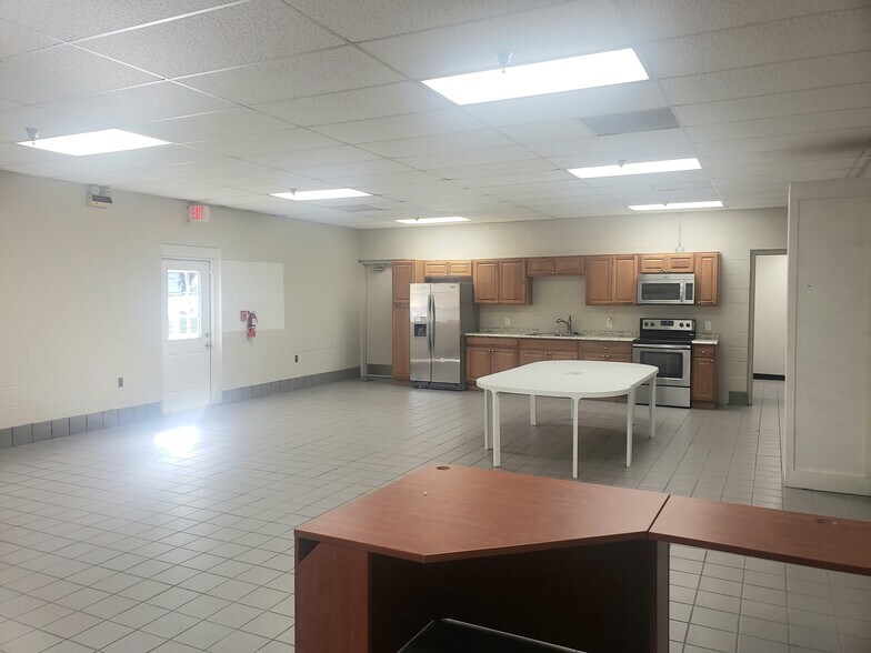 More Photos Of 1110 W Platt St, Tampa Loft Creative Space For Lease