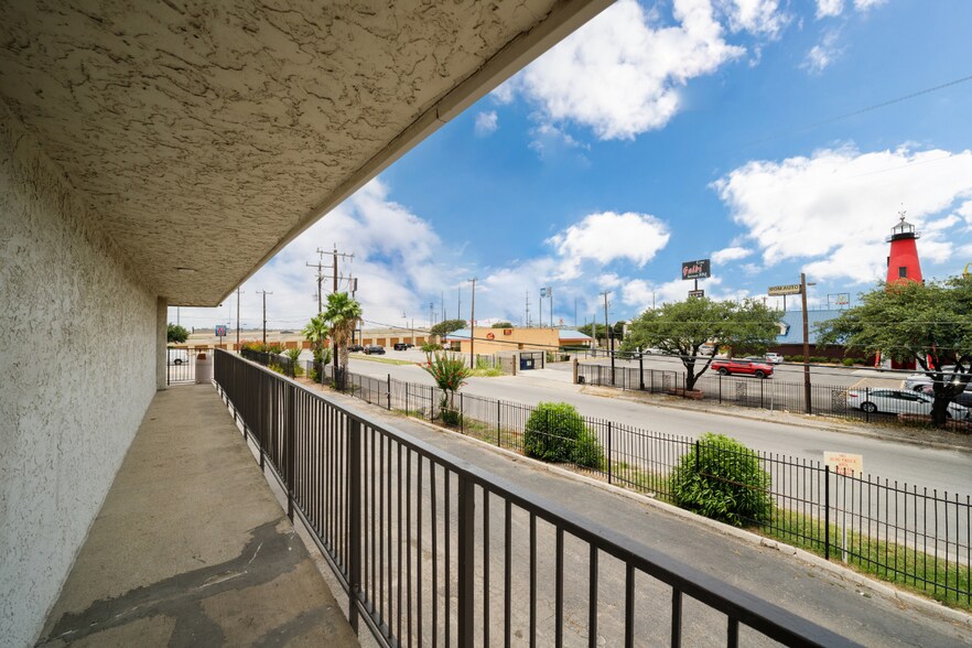 More Photos Of 5522 N Pan Am Expy, San Antonio Hotel For Sale