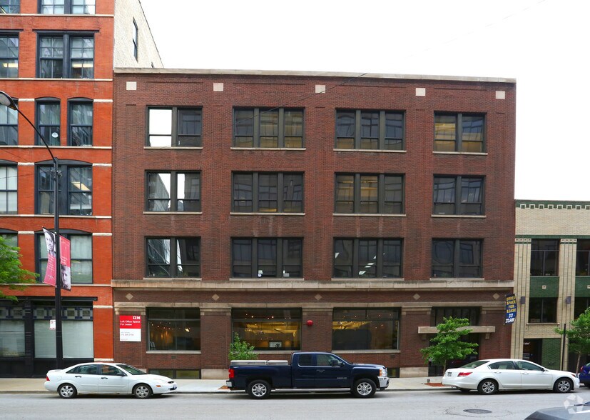 More Photos Of 208 S Jefferson St, Chicago Loft Creative Space For Lease