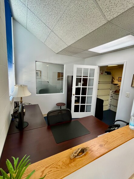 More Photos Of 222 Severn Ave, Annapolis Unknown For Lease