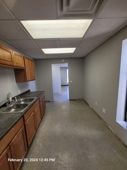 More Photos Of 6307 E Hwy 270, Alderson Warehouse For Lease