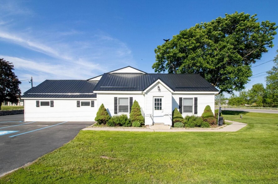More Photos Of 5962 New York 812, Ogdensburg Medical For Sale