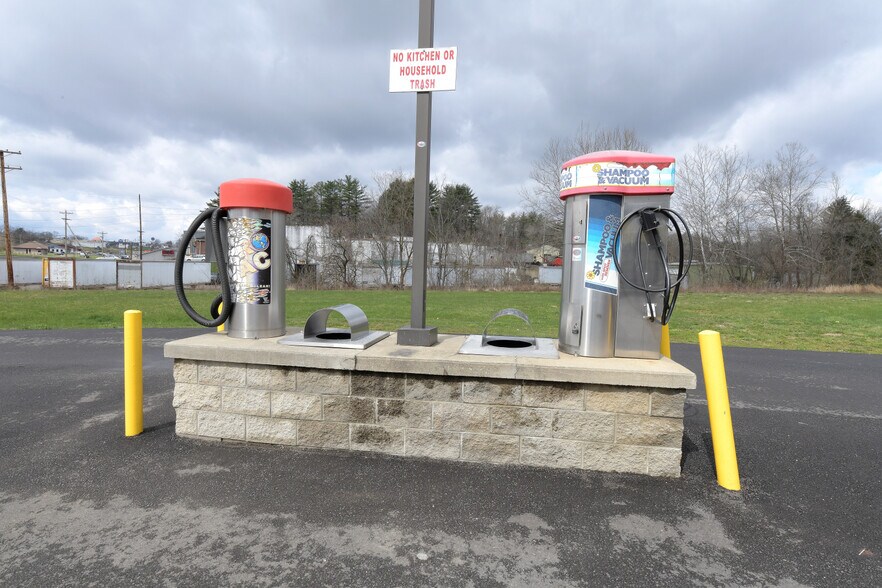 More Photos Of 2455 Maysville Pike, Zanesville Carwash For Sale