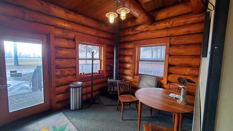 More Photos Of 4020 N Huetter Rd, Coeur d'Alene Flex For Lease