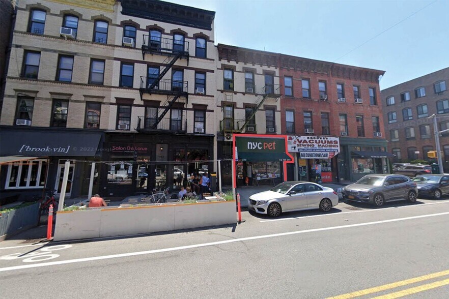 Primary Photo Of 385 7th Ave, Brooklyn Storefront Retail Residential For Lease