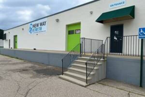 More Photos Of 3003-3023 S Burdick St, Kalamazoo Warehouse For Lease