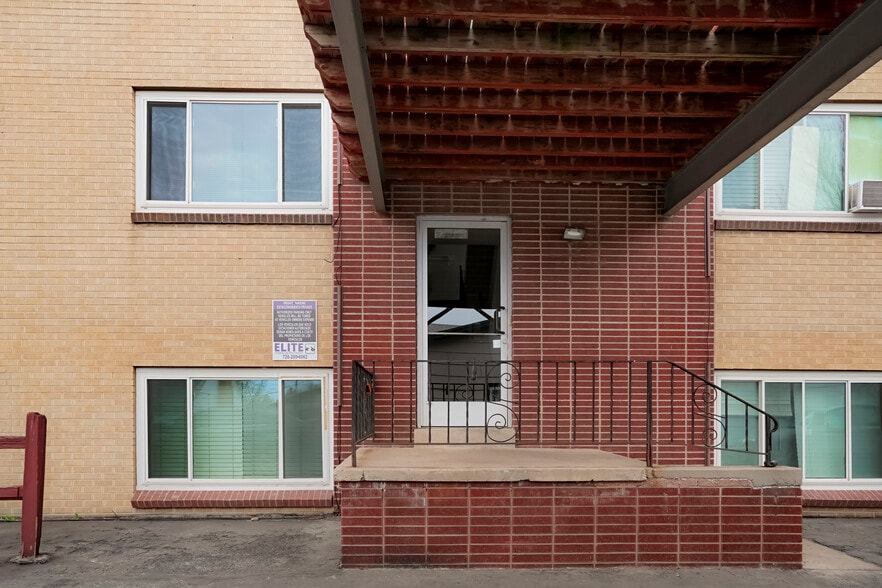 More Photos Of 3650 S Lincoln St, Englewood Apartments For Sale