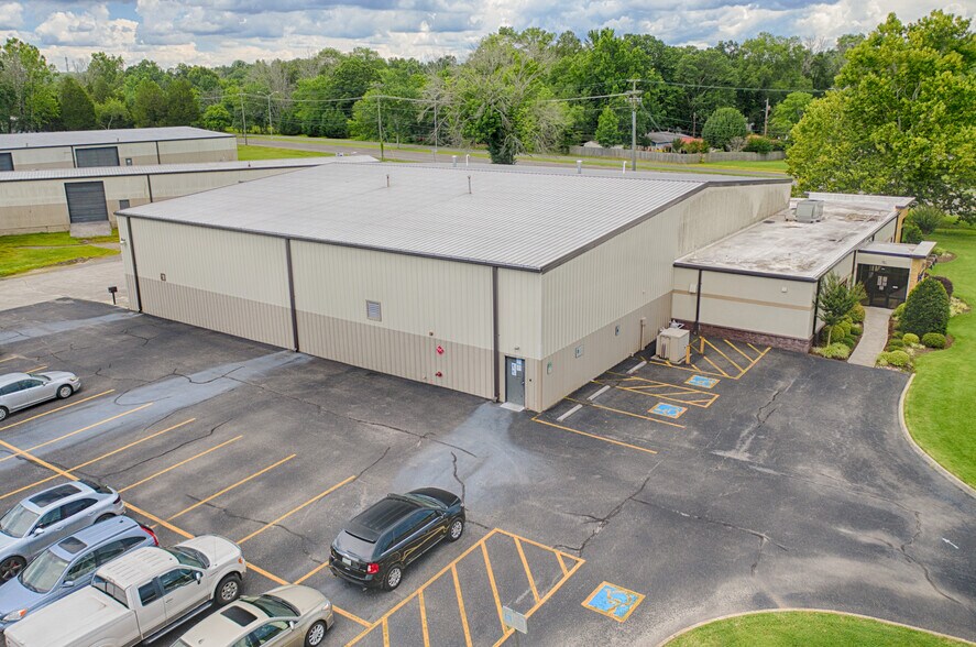 More Photos Of 777 Emory Valley Rd, Oak Ridge Office For Lease