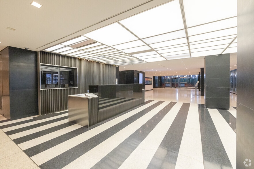 More Photos Of 59 Maiden Ln, New York Office For Sale