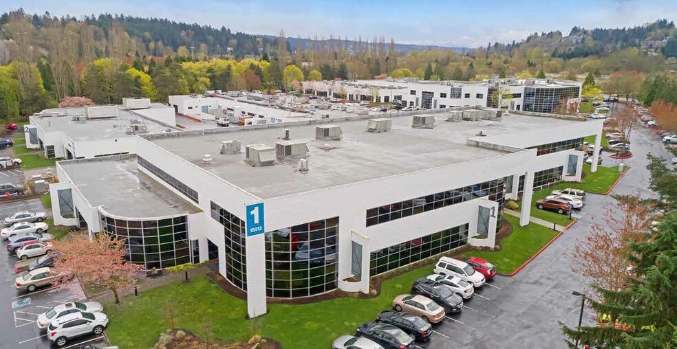 More Photos Of 18912 North Creek Pky, Bothell Flex For Lease