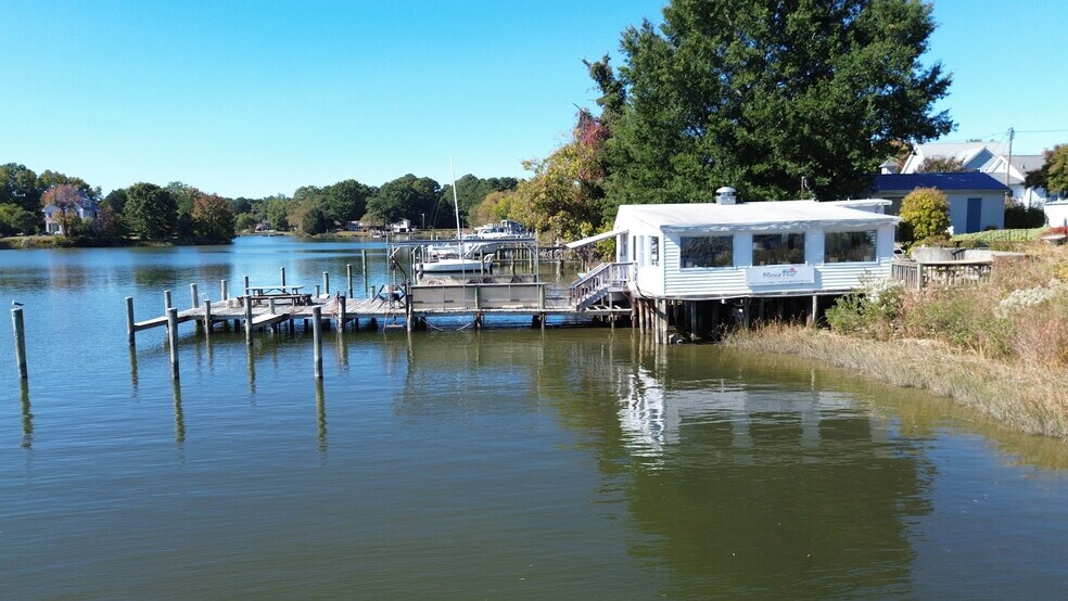 More Photos Of 38869 Morris Point Rd, Abell Restaurant For Sale