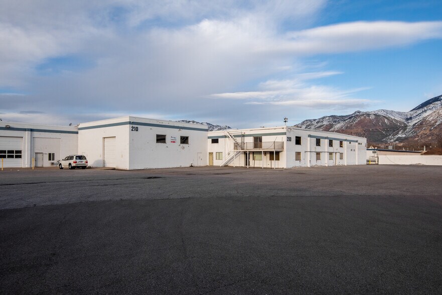 More Photos Of 248-282 W 33rd St, Ogden Unknown For Lease