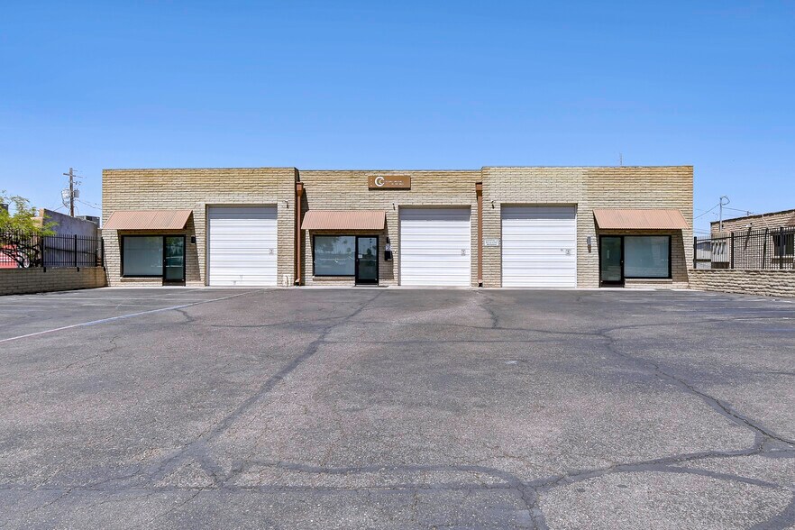 Primary Photo Of 2928 N 30th St, Phoenix Warehouse For Lease