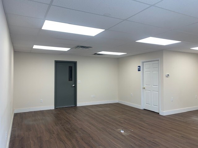 More Photos Of 332 Mountain View Dr, Johnstown Warehouse For Lease